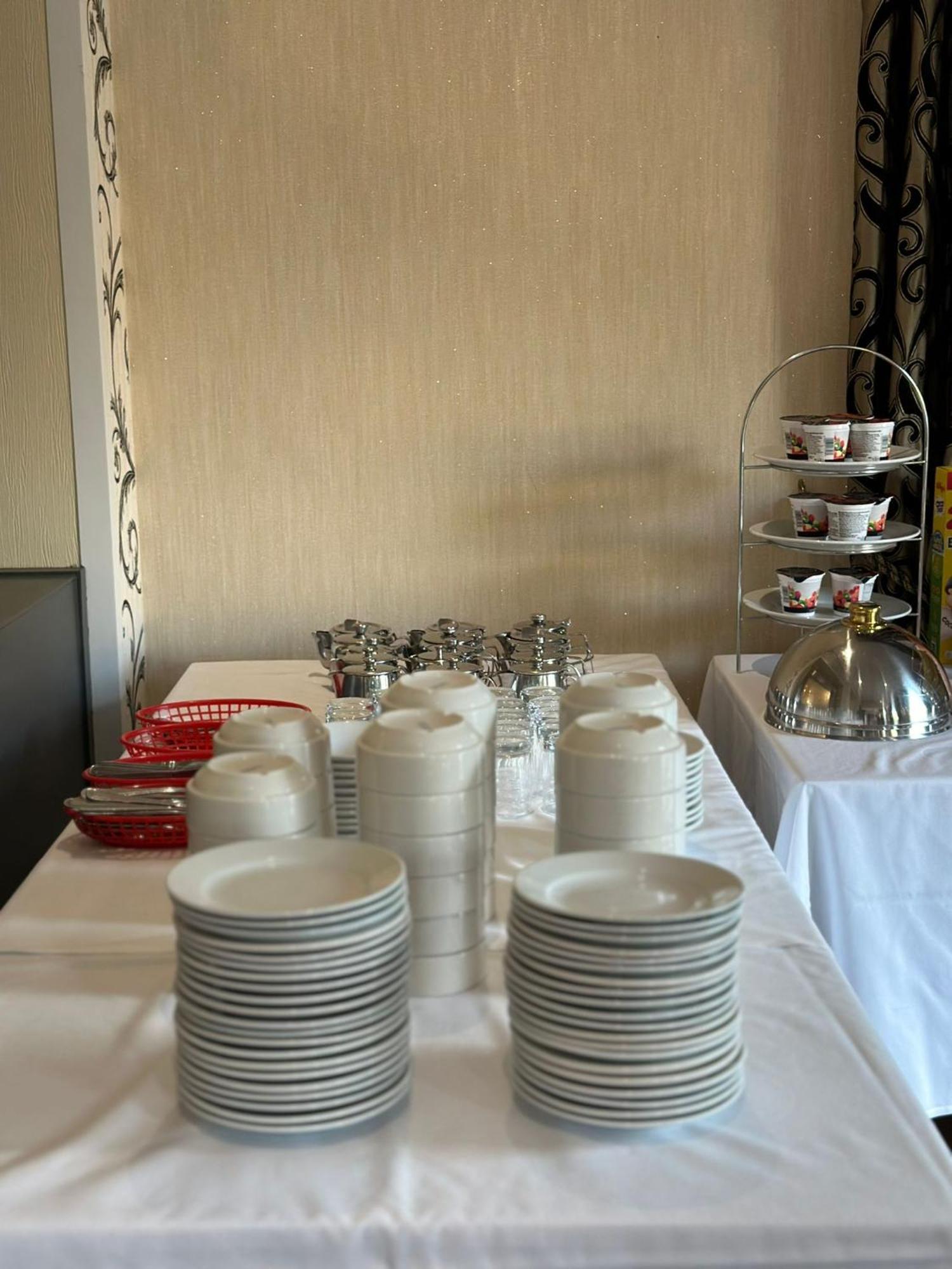 Carlton Park Hotel 3*