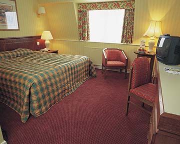 Carlton Park 3*